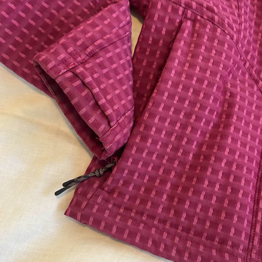 Lululemon - Grid Fleece Hiking Jacket - Picture 9 of 15